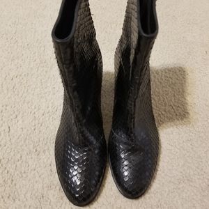 Black snakeskin boot